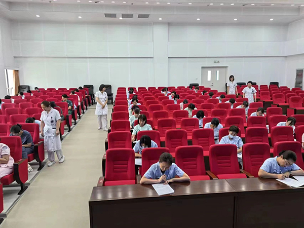 強(qiáng)化管理效能 提升服務(wù)質(zhì)量 ——護(hù)理部開展2024年度護(hù)士長綜合考核